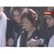 RAKEL DİNK KONUŞMA YAPIYOR